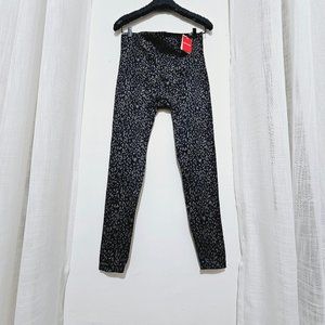 NEVER WORN TAG ON SPANX Look at Me Now Seamless Leggings™ Size 2X